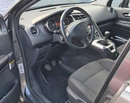 Синий Пежо 5008, объемом двигателя 1.56 л и пробегом 216 тыс. км за 7200 $, фото 3 на Automoto.ua