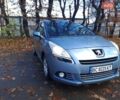 Синий Пежо 5008, объемом двигателя 1.56 л и пробегом 237 тыс. км за 9600 $, фото 6 на Automoto.ua