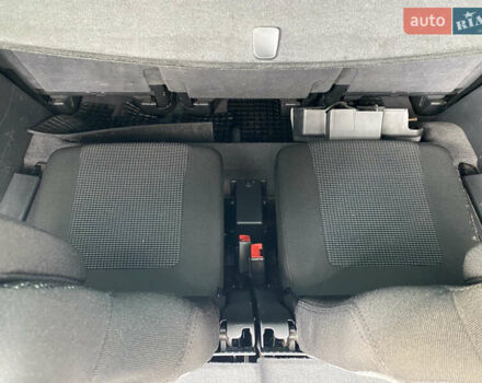 Синий Пежо 5008, объемом двигателя 1.6 л и пробегом 228 тыс. км за 7400 $, фото 12 на Automoto.ua