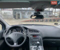 Синий Пежо 5008, объемом двигателя 1.6 л и пробегом 228 тыс. км за 7400 $, фото 18 на Automoto.ua