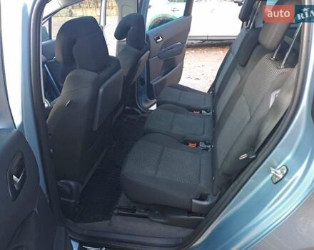 Синий Пежо 5008, объемом двигателя 1.56 л и пробегом 237 тыс. км за 9600 $, фото 13 на Automoto.ua