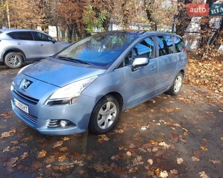 Синий Пежо 5008, объемом двигателя 1.56 л и пробегом 237 тыс. км за 9600 $, фото 1 на Automoto.ua