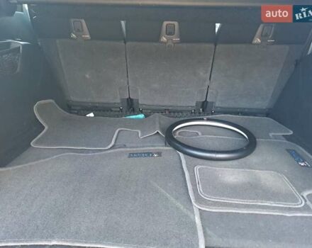 Синий Пежо 5008, объемом двигателя 1.56 л и пробегом 237 тыс. км за 9600 $, фото 16 на Automoto.ua