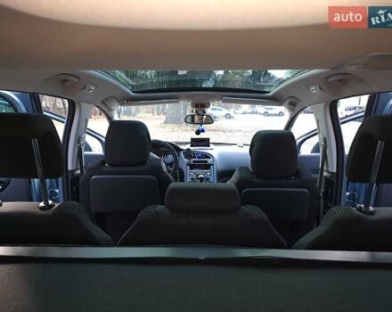 Синий Пежо 5008, объемом двигателя 1.56 л и пробегом 237 тыс. км за 9600 $, фото 12 на Automoto.ua