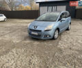Синий Пежо 5008, объемом двигателя 1.6 л и пробегом 228 тыс. км за 7400 $, фото 1 на Automoto.ua