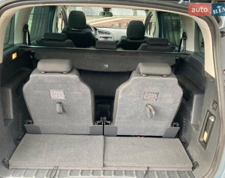 Синий Пежо 5008, объемом двигателя 1.6 л и пробегом 228 тыс. км за 7400 $, фото 10 на Automoto.ua