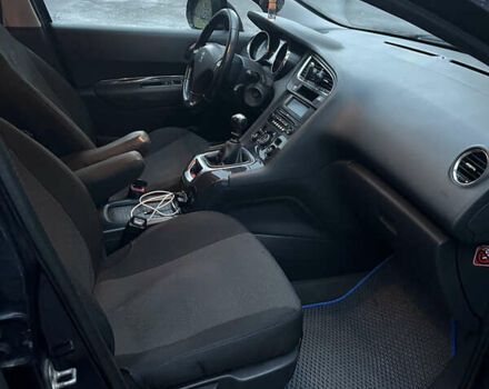 Пежо 5008 2010 в Львове на Automoto.ua Синий Пежо 5008, объемом двигателя 1.6 л и пробегом 247 тыс. км за 7200 $, фото 10 на Automoto.ua