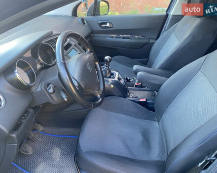 Пежо 5008 2010 в Львове на Automoto.ua Синий Пежо 5008, объемом двигателя 1.6 л и пробегом 247 тыс. км за 7200 $, фото 4 на Automoto.ua