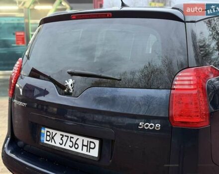 Синий Пежо 5008, объемом двигателя 1.56 л и пробегом 251 тыс. км за 6950 $, фото 24 на Automoto.ua