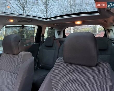 Синий Пежо 5008, объемом двигателя 1.56 л и пробегом 251 тыс. км за 6950 $, фото 66 на Automoto.ua