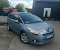 Синий Пежо 5008, объемом двигателя 2 л и пробегом 320 тыс. км за 8000 $, фото 1 на Automoto.ua