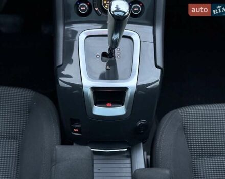 Синий Пежо 5008, объемом двигателя 1.56 л и пробегом 251 тыс. км за 6950 $, фото 84 на Automoto.ua