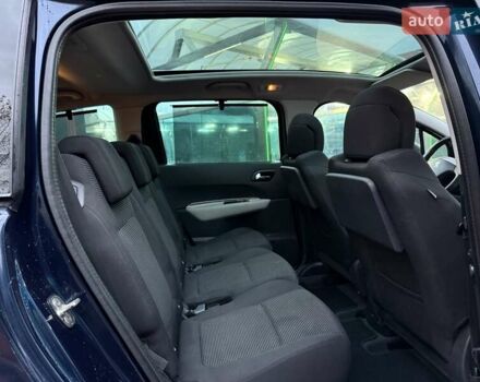 Синий Пежо 5008, объемом двигателя 1.56 л и пробегом 251 тыс. км за 6950 $, фото 51 на Automoto.ua