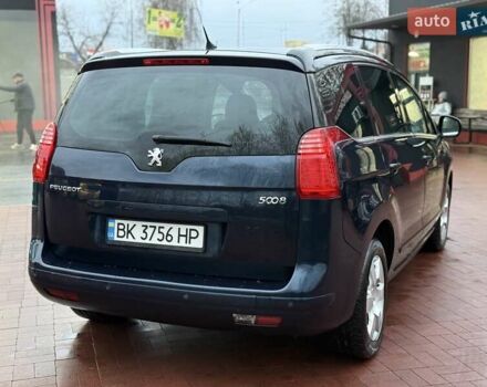 Синий Пежо 5008, объемом двигателя 1.56 л и пробегом 251 тыс. км за 6950 $, фото 22 на Automoto.ua