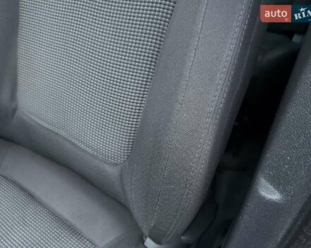 Синий Пежо 5008, объемом двигателя 1.56 л и пробегом 251 тыс. км за 6950 $, фото 68 на Automoto.ua