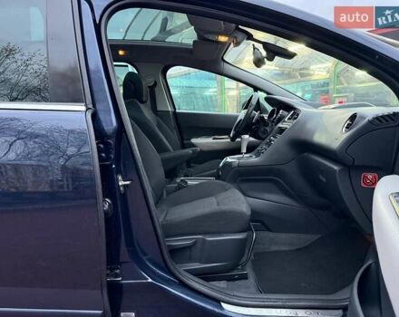 Синий Пежо 5008, объемом двигателя 1.56 л и пробегом 251 тыс. км за 6950 $, фото 39 на Automoto.ua