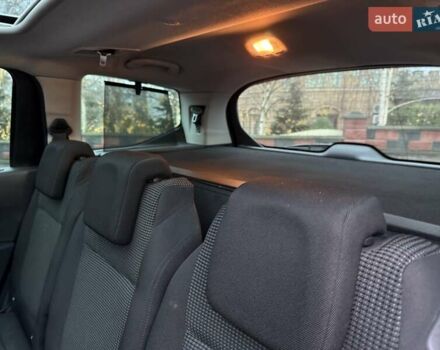 Синий Пежо 5008, объемом двигателя 1.56 л и пробегом 251 тыс. км за 6950 $, фото 59 на Automoto.ua