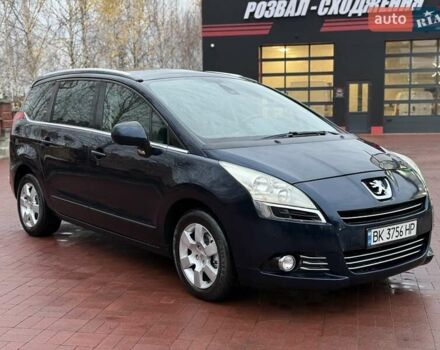 Синий Пежо 5008, объемом двигателя 1.56 л и пробегом 251 тыс. км за 6950 $, фото 13 на Automoto.ua