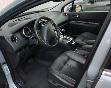 Синий Пежо 5008, объемом двигателя 2 л и пробегом 199 тыс. км за 6500 $, фото 6 на Automoto.ua