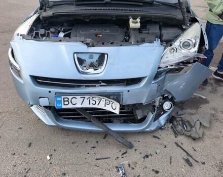 Синий Пежо 5008, объемом двигателя 2 л и пробегом 199 тыс. км за 6500 $, фото 32 на Automoto.ua
