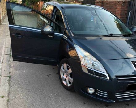 Синій Пежо 5008, об'ємом двигуна 1.6 л та пробігом 244 тис. км за 8200 $, фото 2 на Automoto.ua