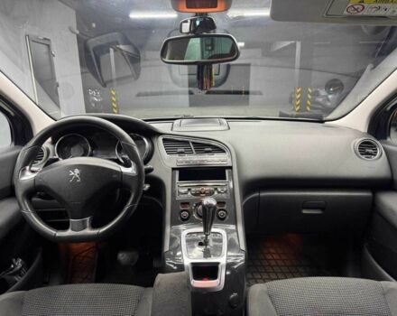 Синий Пежо 5008, объемом двигателя 1.6 л и пробегом 264 тыс. км за 10700 $, фото 9 на Automoto.ua
