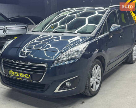 Синий Пежо 5008, объемом двигателя 1.56 л и пробегом 264 тыс. км за 10700 $, фото 2 на Automoto.ua