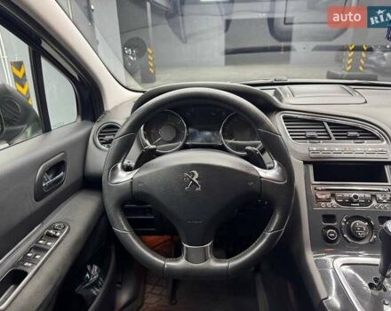 Синий Пежо 5008, объемом двигателя 1.56 л и пробегом 264 тыс. км за 10700 $, фото 12 на Automoto.ua