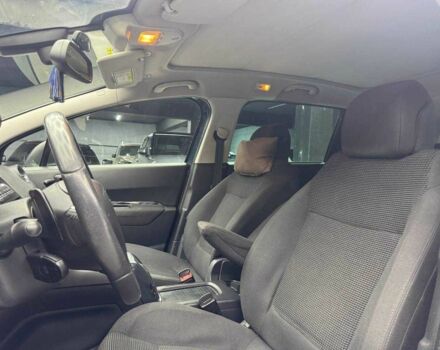 Синий Пежо 5008, объемом двигателя 1.6 л и пробегом 264 тыс. км за 10700 $, фото 7 на Automoto.ua