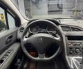 Синий Пежо 5008, объемом двигателя 1.6 л и пробегом 264 тыс. км за 10700 $, фото 11 на Automoto.ua