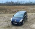 Синий Пежо 5008, объемом двигателя 1.6 л и пробегом 265 тыс. км за 7000 $, фото 1 на Automoto.ua