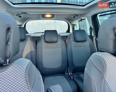 Синій Пежо 5008, об'ємом двигуна 1.6 л та пробігом 208 тис. км за 7700 $, фото 80 на Automoto.ua