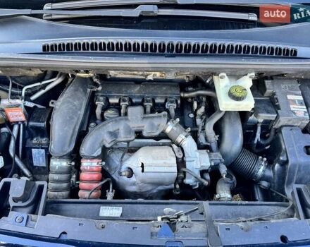 Синій Пежо 5008, об'ємом двигуна 1.6 л та пробігом 208 тис. км за 7700 $, фото 130 на Automoto.ua