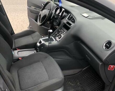 Синий Пежо 5008, объемом двигателя 1.56 л и пробегом 289 тыс. км за 8300 $, фото 8 на Automoto.ua