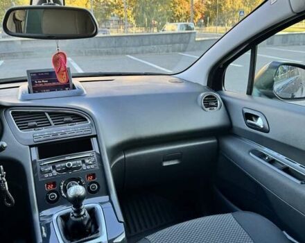 Синій Пежо 5008, об'ємом двигуна 1.6 л та пробігом 208 тис. км за 7700 $, фото 90 на Automoto.ua