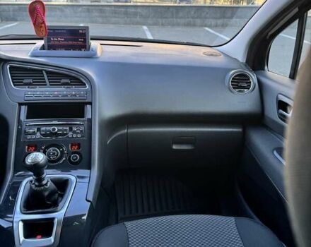 Синій Пежо 5008, об'ємом двигуна 1.6 л та пробігом 208 тис. км за 7700 $, фото 102 на Automoto.ua