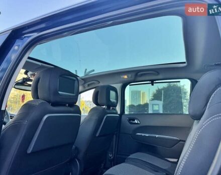 Синій Пежо 5008, об'ємом двигуна 1.6 л та пробігом 208 тис. км за 7700 $, фото 108 на Automoto.ua