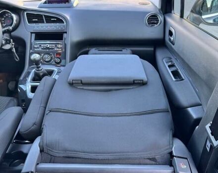 Синій Пежо 5008, об'ємом двигуна 1.6 л та пробігом 208 тис. км за 7700 $, фото 104 на Automoto.ua