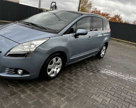 Синий Пежо 5008, объемом двигателя 2 л и пробегом 265 тыс. км за 6850 $, фото 2 на Automoto.ua