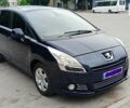 Синий Пежо 5008, объемом двигателя 1.6 л и пробегом 215 тыс. км за 8200 $, фото 1 на Automoto.ua