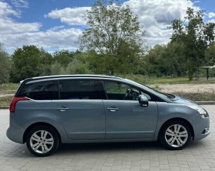 Синій Пежо 5008, об'ємом двигуна 1.6 л та пробігом 230 тис. км за 8500 $, фото 4 на Automoto.ua