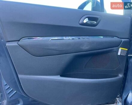 Пежо 5008 2012 в Львове на Automoto.ua Синий Пежо 5008, объемом двигателя 1.6 л и пробегом 260 тыс. км за 8390 $, фото 14 на Automoto.ua