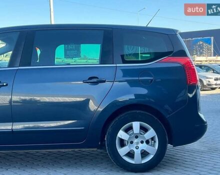 Пежо 5008 2012 в Львове на Automoto.ua Синий Пежо 5008, объемом двигателя 1.6 л и пробегом 260 тыс. км за 8390 $, фото 4 на Automoto.ua