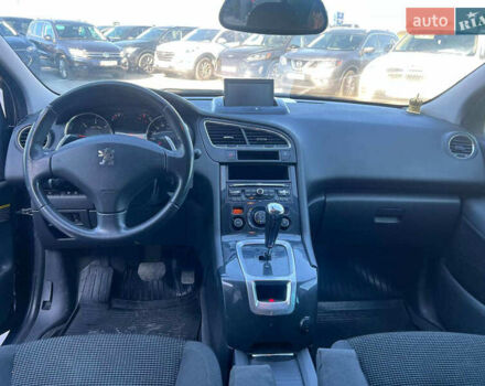 Пежо 5008 2012 в Львове на Automoto.ua Синий Пежо 5008, объемом двигателя 1.6 л и пробегом 260 тыс. км за 8390 $, фото 32 на Automoto.ua