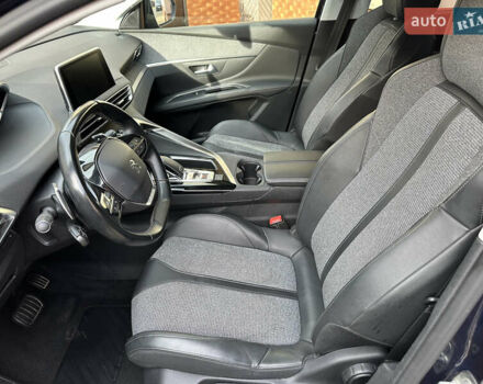 Синий Пежо 5008, объемом двигателя 1.5 л и пробегом 145 тыс. км за 21800 $, фото 19 на Automoto.ua