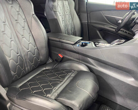 Пежо 5008 2018 в Львове на Automoto.ua Синий Пежо 5008, объемом двигателя 1.5 л и пробегом 142 тыс. км за 23450 $, фото 16 на Automoto.ua