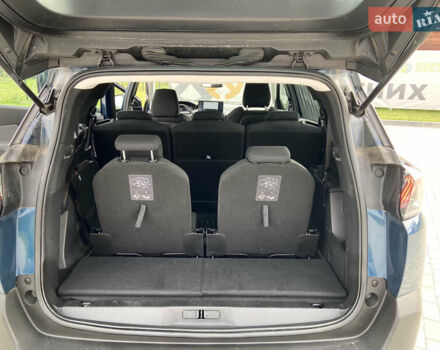 Синий Пежо 5008, объемом двигателя 1.5 л и пробегом 172 тыс. км за 23100 $, фото 20 на Automoto.ua