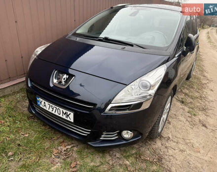 Синий Пежо 5008, объемом двигателя 2 л и пробегом 230 тыс. км за 7700 $, фото 1 на Automoto.ua