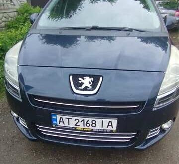 Пежо 5008 2010 в Коломые на Automoto.ua Синий Пежо 5008, объемом двигателя 2 л и пробегом 240 тыс. км за 9000 $, фото 1 на Automoto.ua