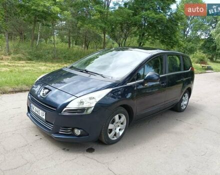 Синий Пежо 5008, объемом двигателя 1.56 л и пробегом 308 тыс. км за 7150 $, фото 1 на Automoto.ua